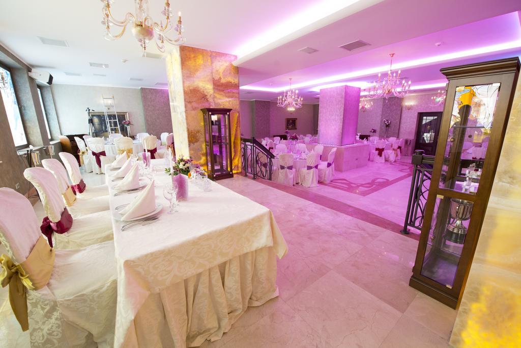 Premier Palace Spa Hotel Bucharest Exterior photo A wedding reception