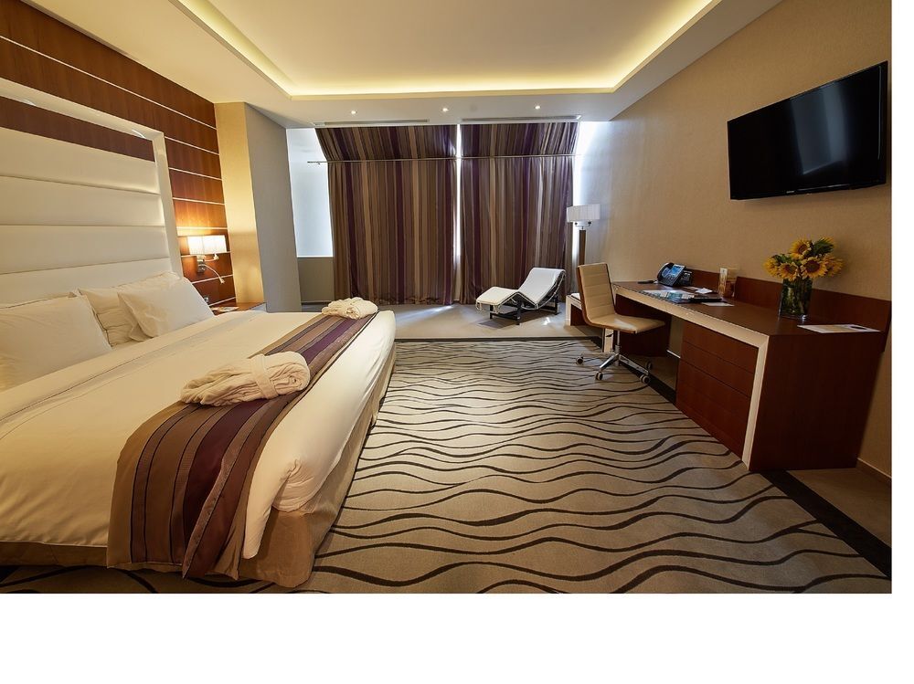 Premier Palace Spa Hotel Bucharest Exterior photo Deluxe Room